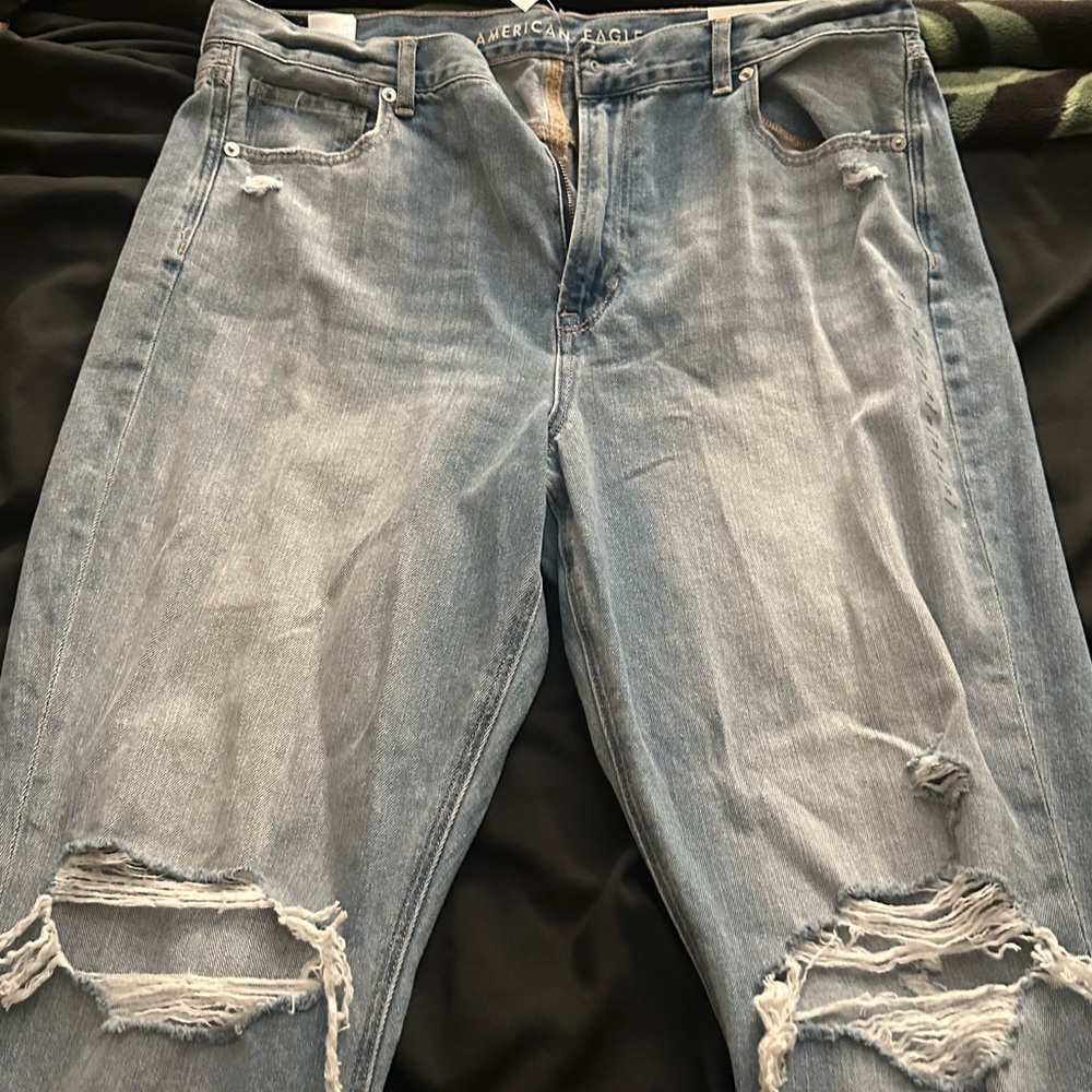 Brand New American Eagle Mom Jean